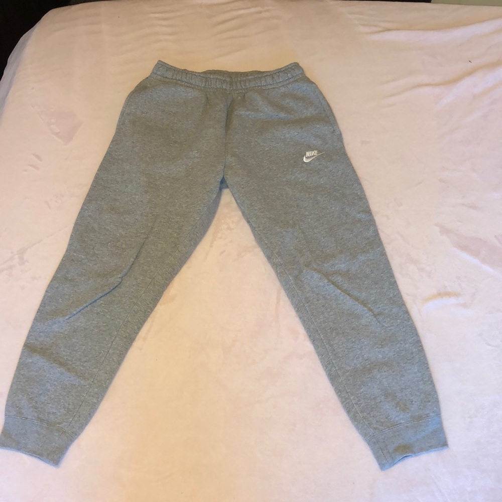 Thick Gray Nike Sweats Medium with Back Pocket